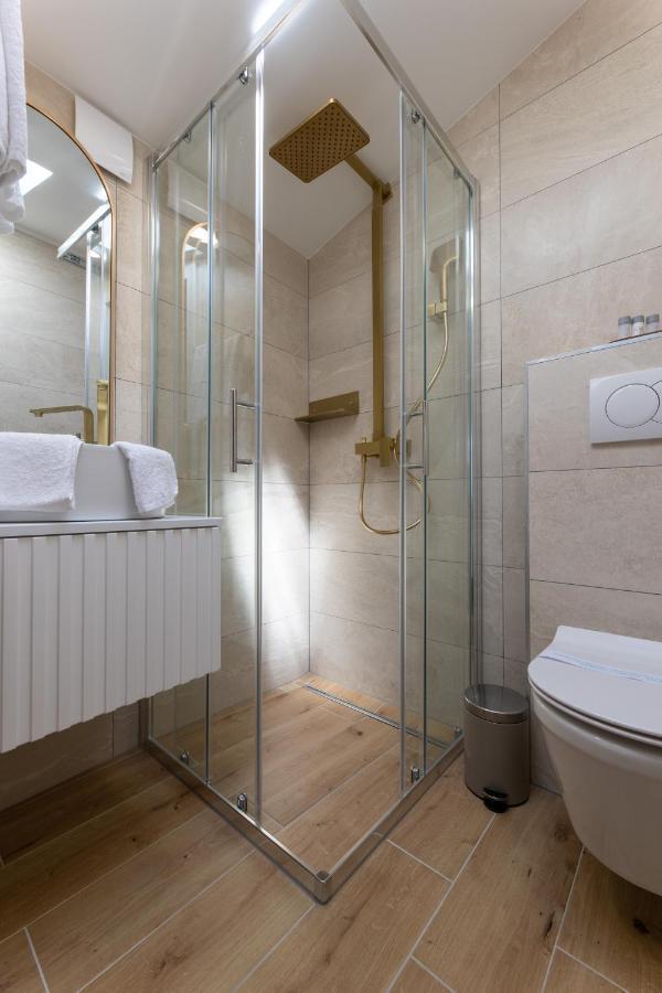 Palace Luxury Rooms Split Exterior foto